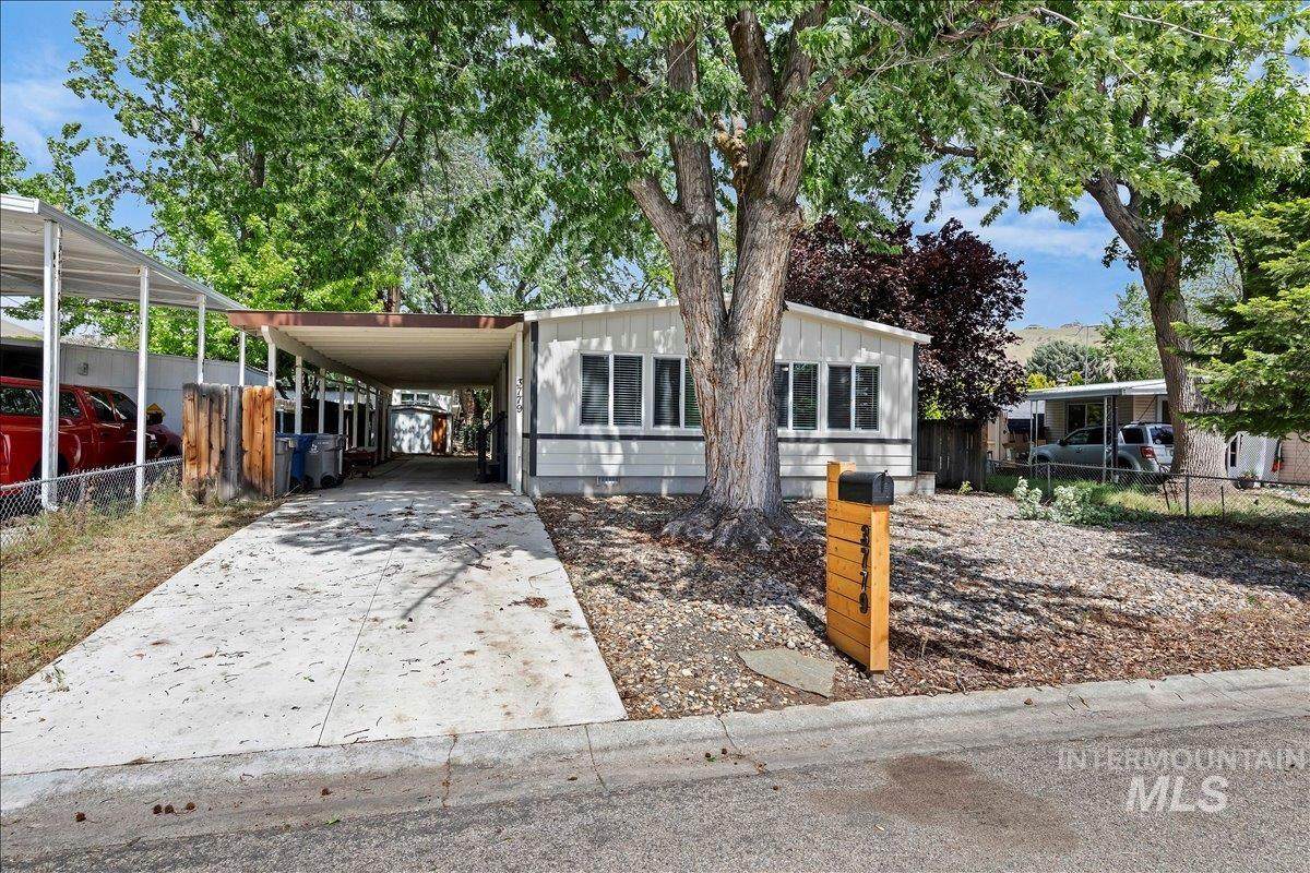 3779 Clacton Way - Photo 1