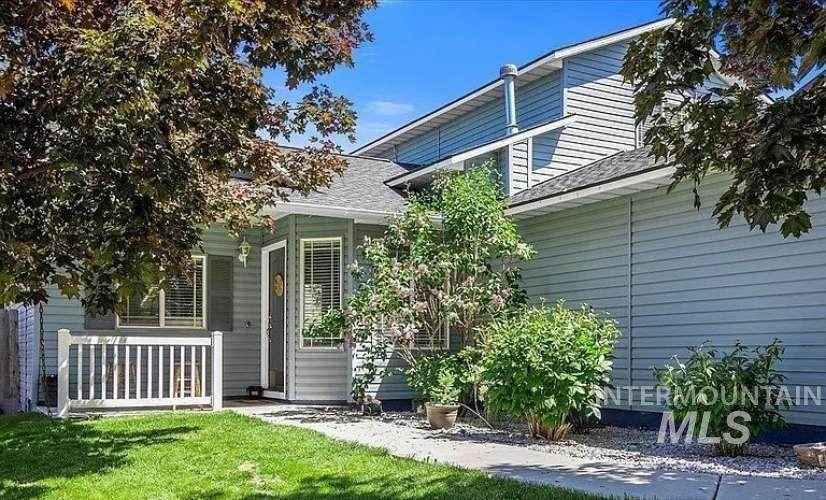 18460 Avalon Place - Photo 1