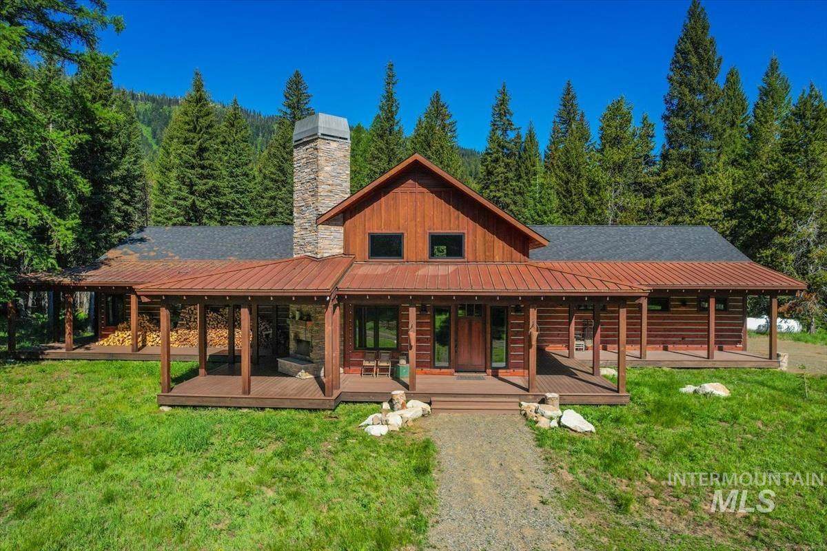 2609 West Mountain Rd - Photo 1