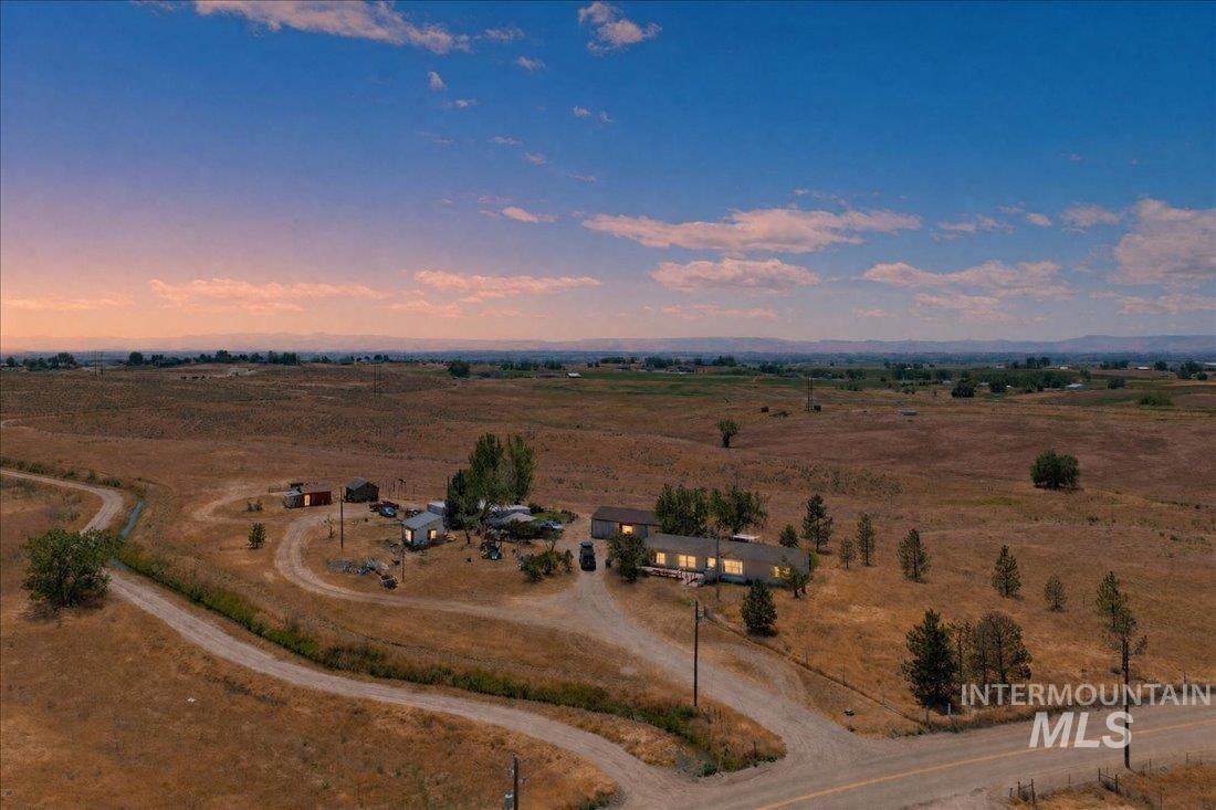 17903 Sand Hollow Rd - Photo 1