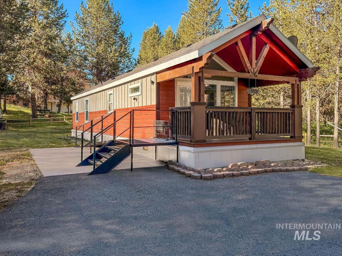 22 Miners Court - Photo 1