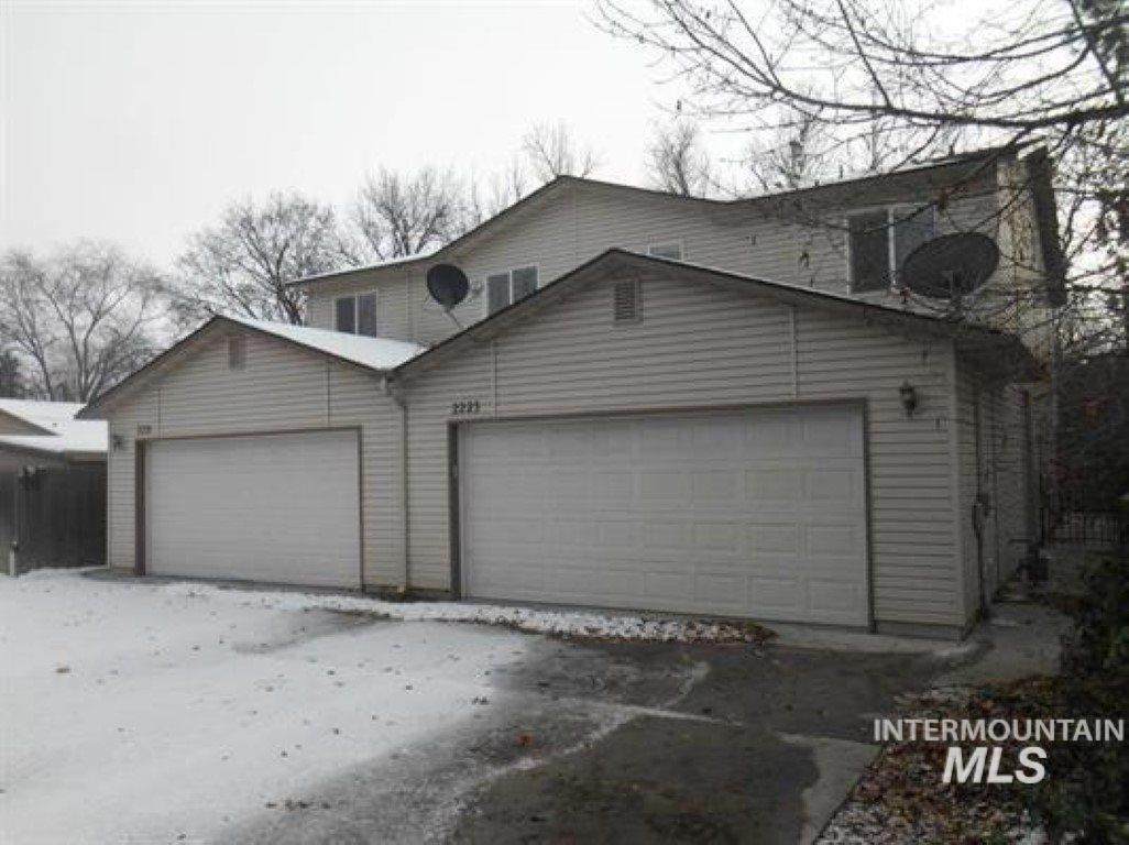 2221 & 2223 Pacific St - Photo 1