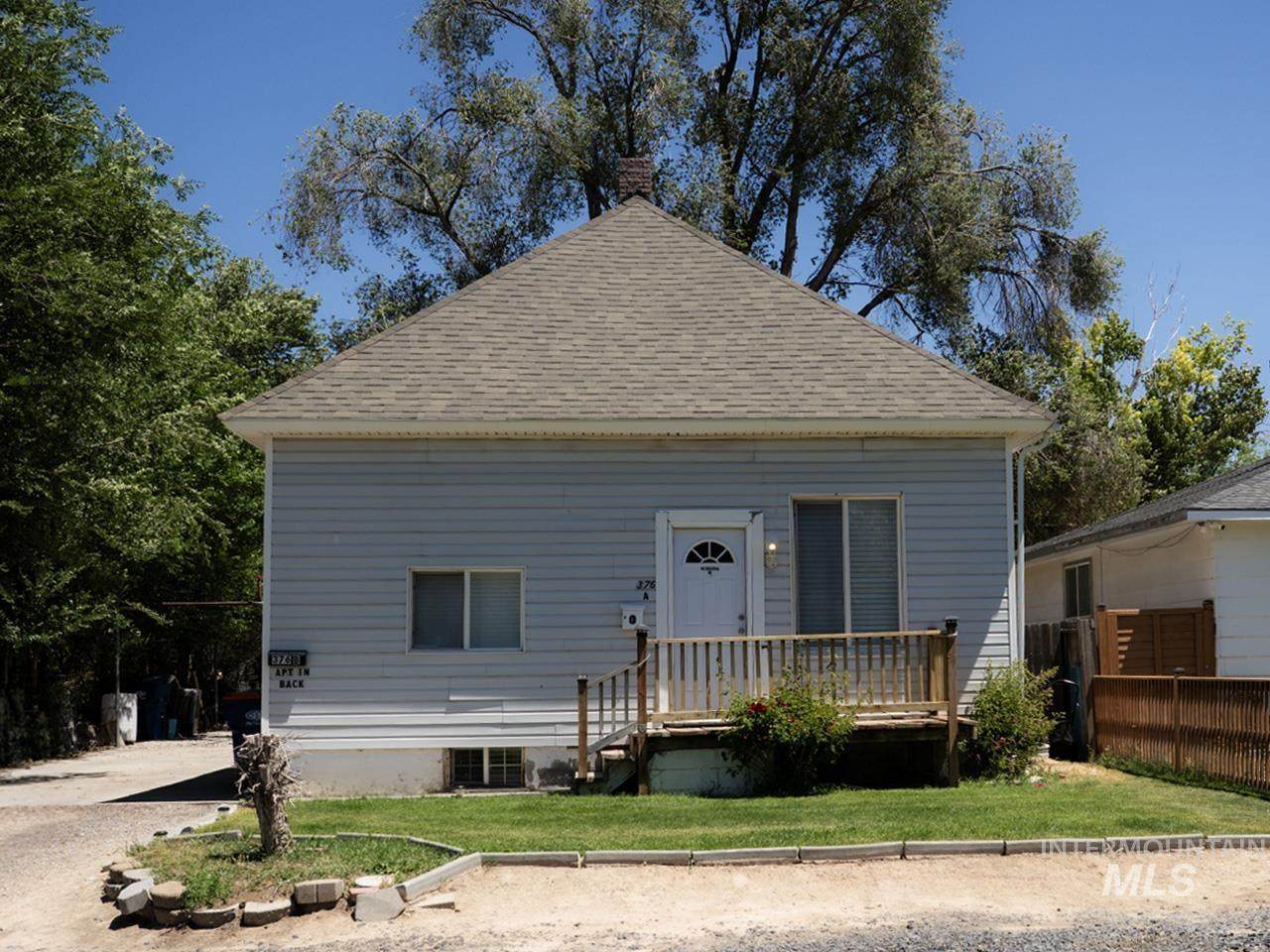 376 Quincy Street - Photo 1