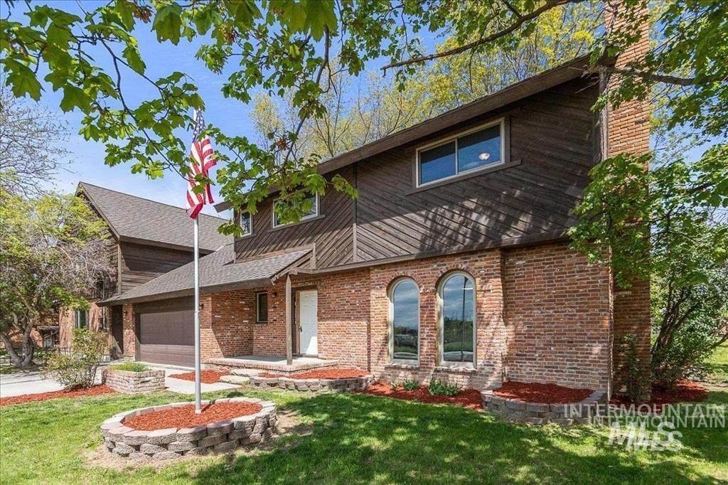 2304 Montana Avenue - Photo 1