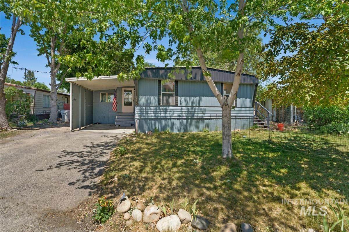 1160 Concord - Photo 1