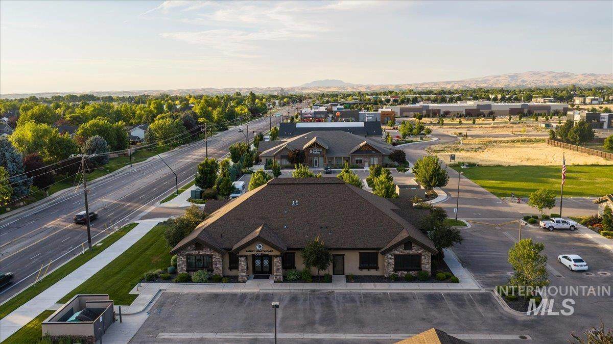 1588 W. Cayuse Creek Drive - Photo 1