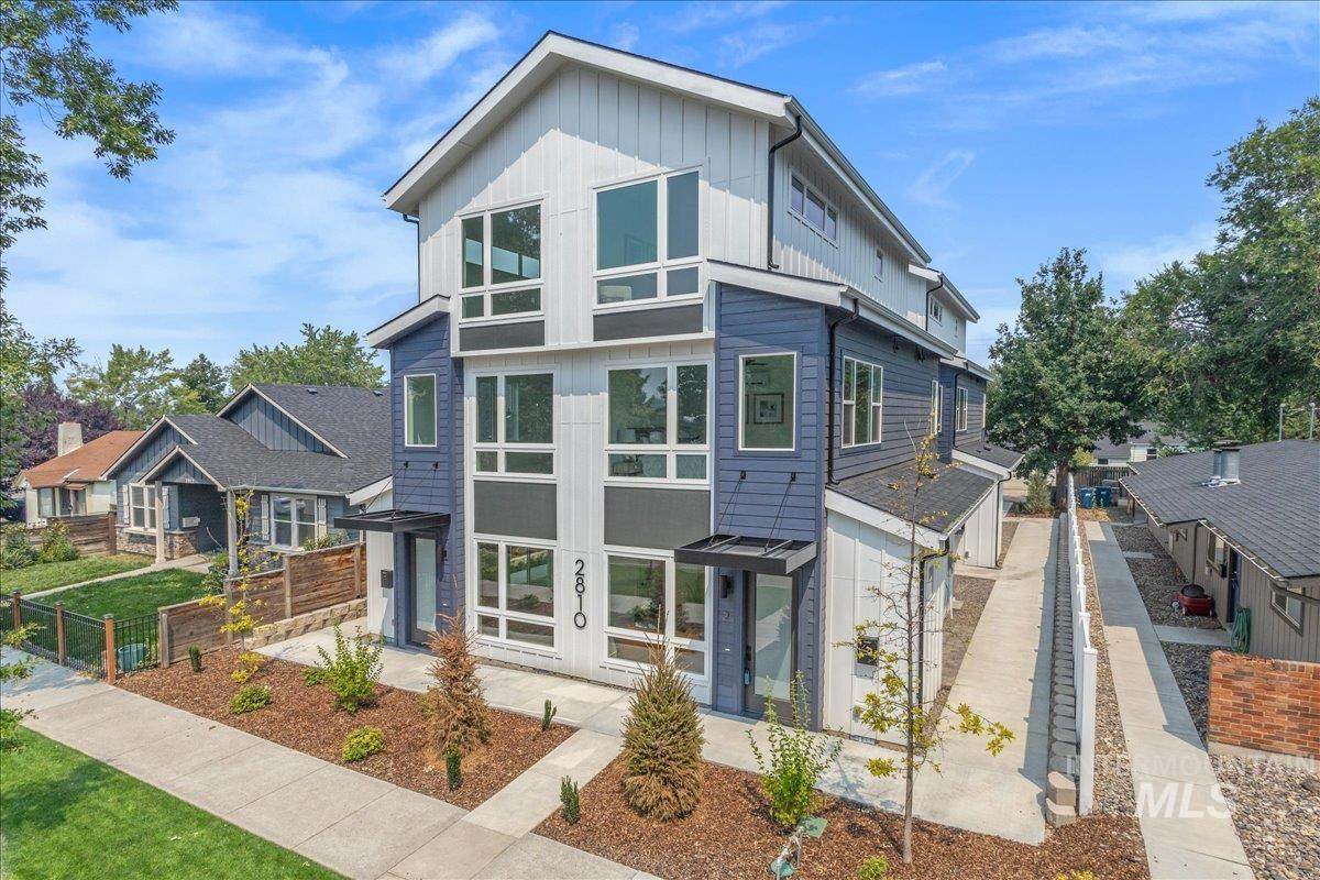 2810 Bannock St - Photo 1