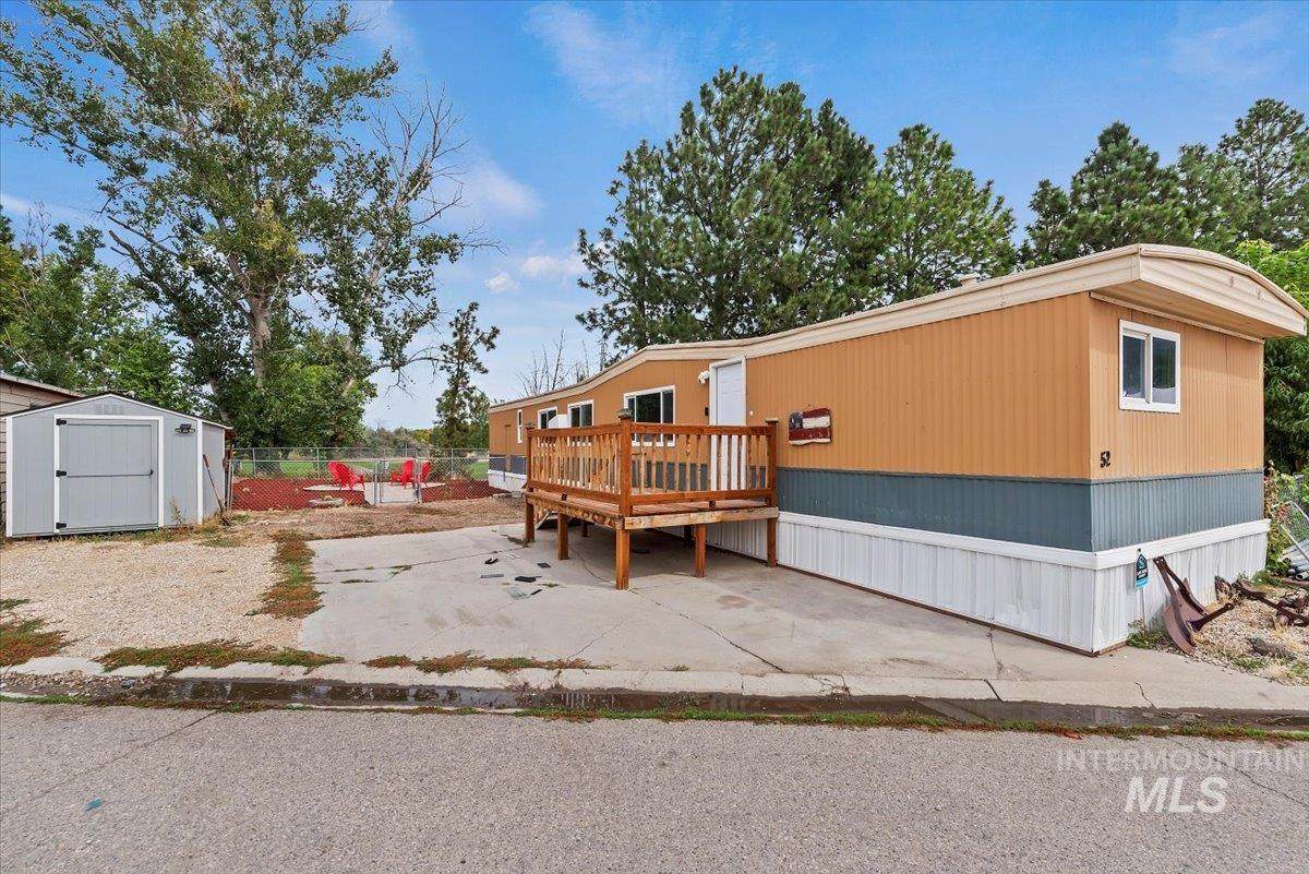 314 Cherry Ln - Photo 1