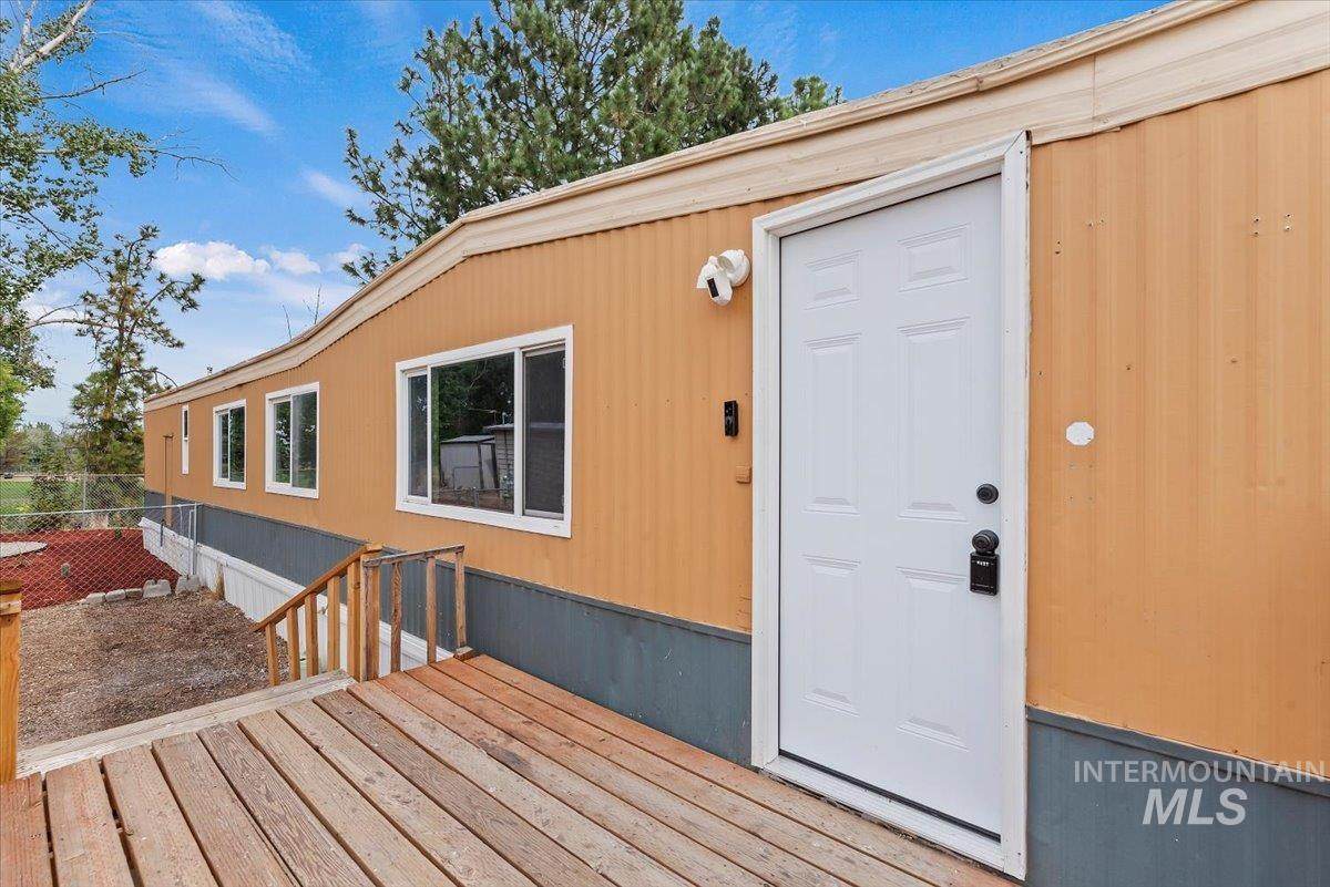https://bt-photos.global.ssl.fastly.net/imls/orig_boomver_1_98997383-2.jpg