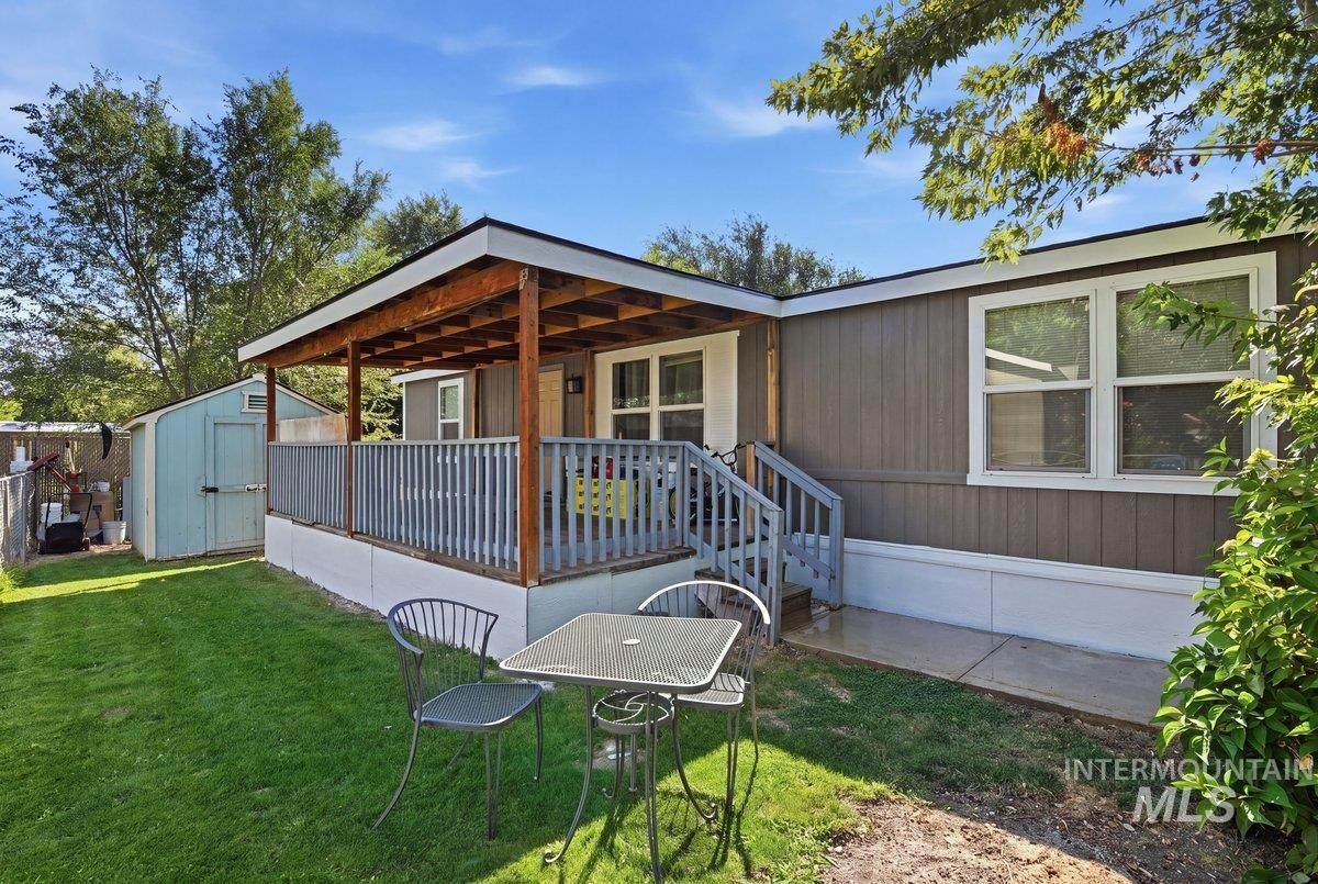 4019 Squall Valley Dr - Photo 1