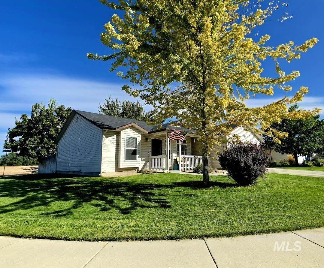 1614 Woodland Dr - Photo 1