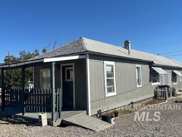 94 Oneida - Photo 1