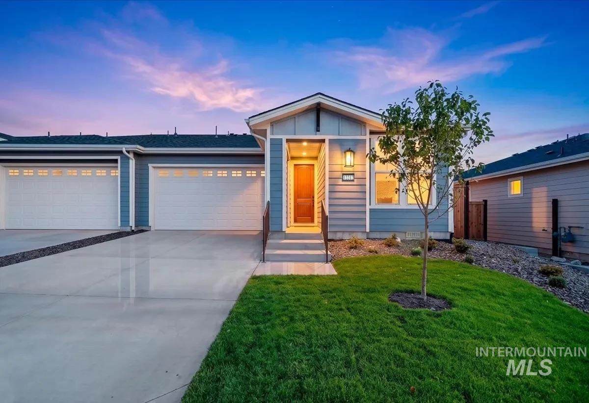 12212 S Connection Ln - Photo 1