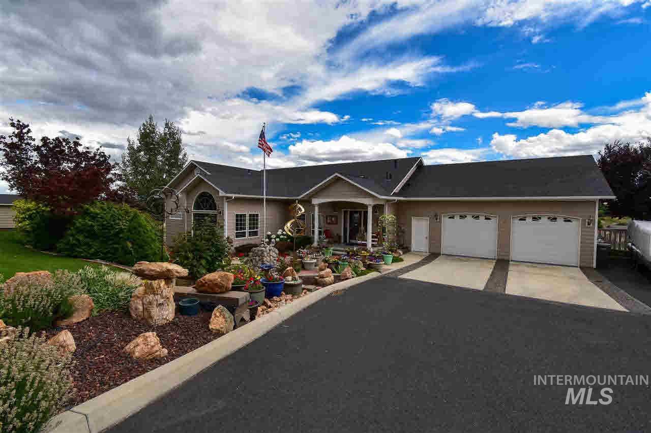 2485 17TH STREET - Photo 1