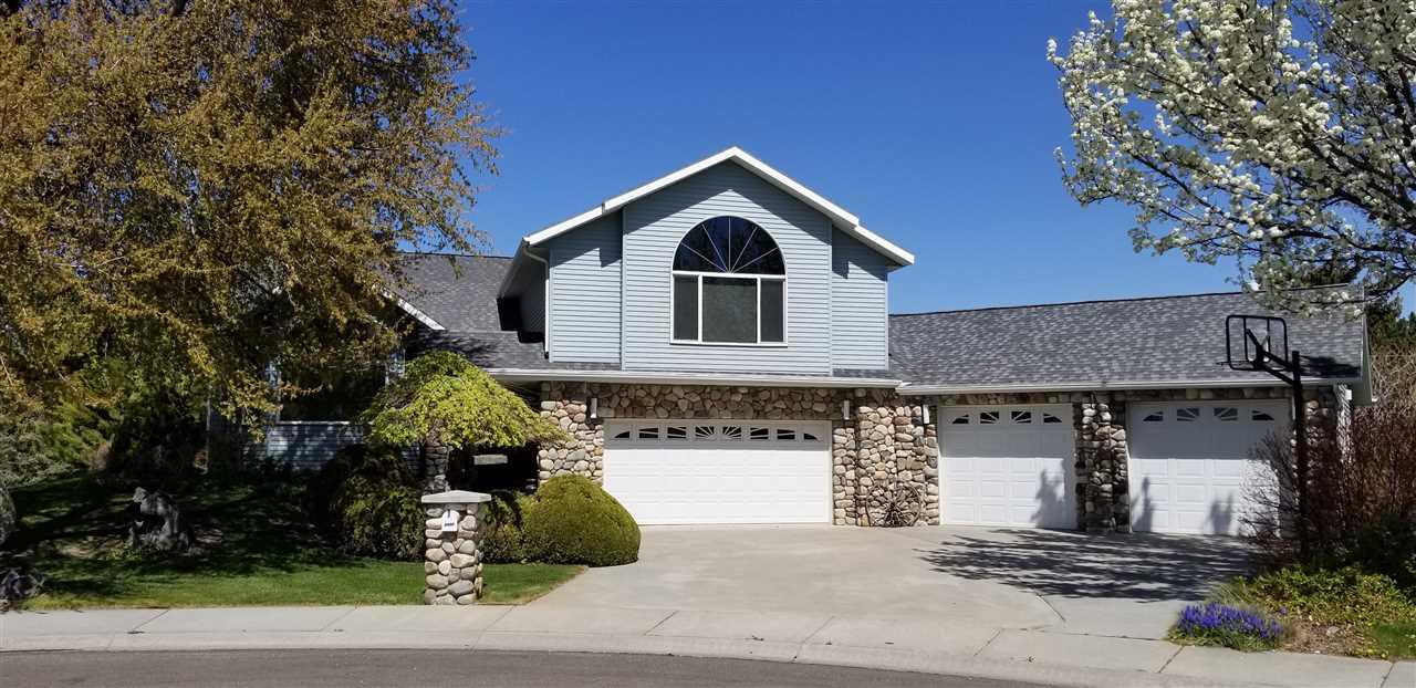 2455 Victorian Ct - Photo 1