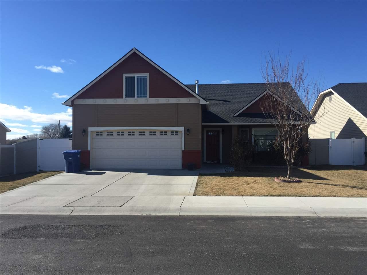 581 Creekside Way - Photo 1
