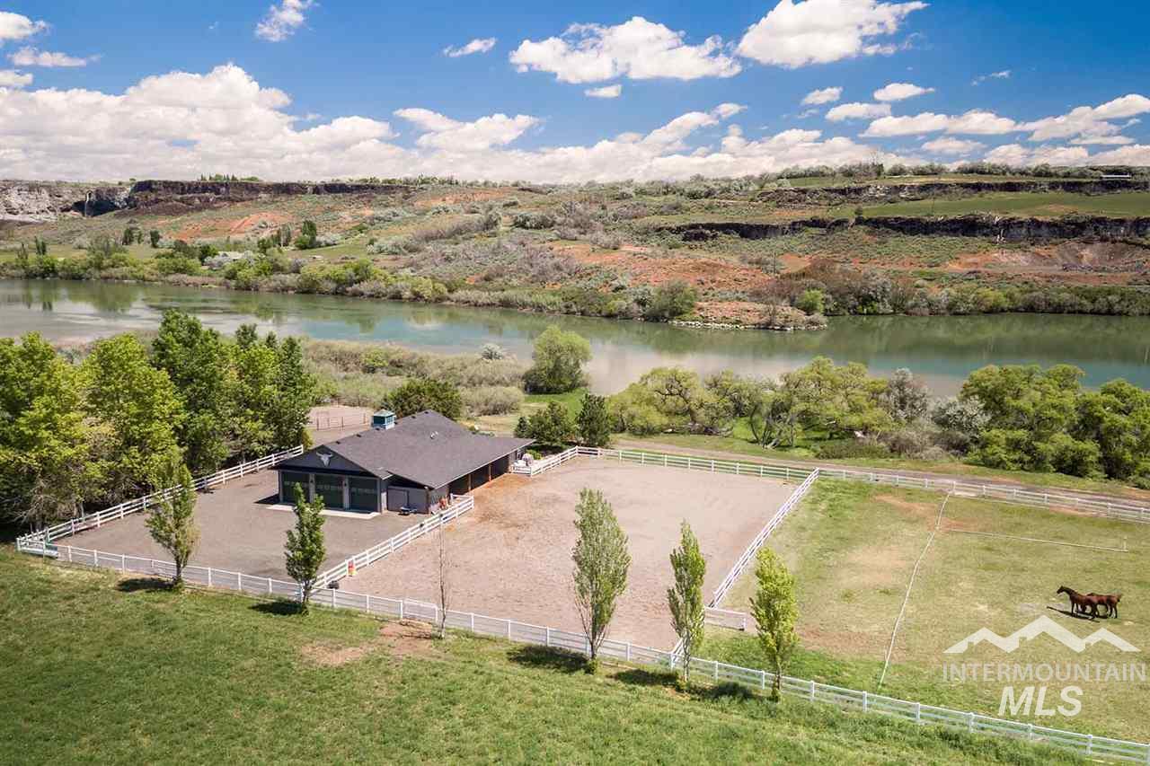 18862 Hwy 30 - Photo 1