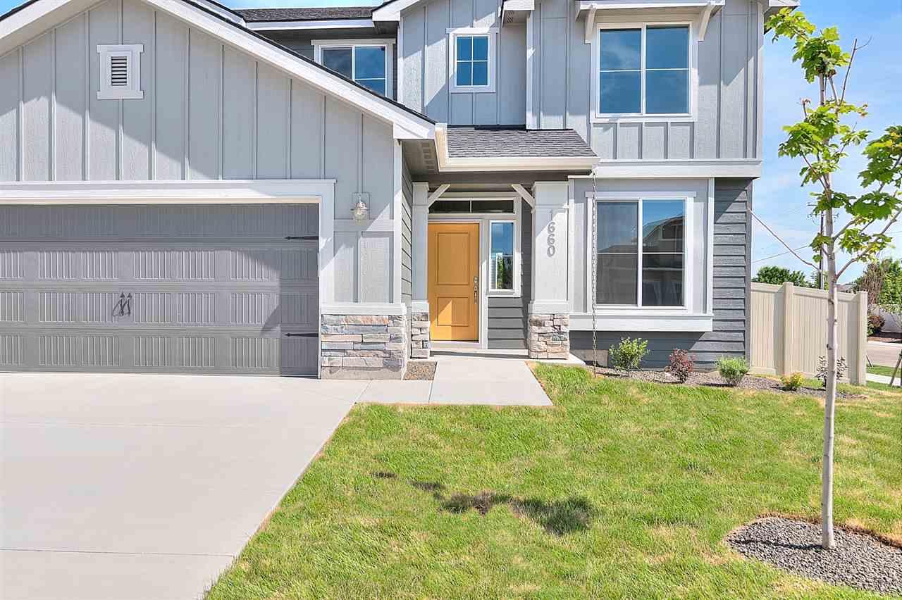 2139 Woodhouse Ave. - Photo 1