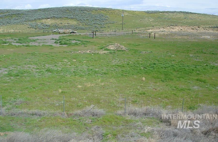 5402 Black Canyon Exit Rd - Photo 1