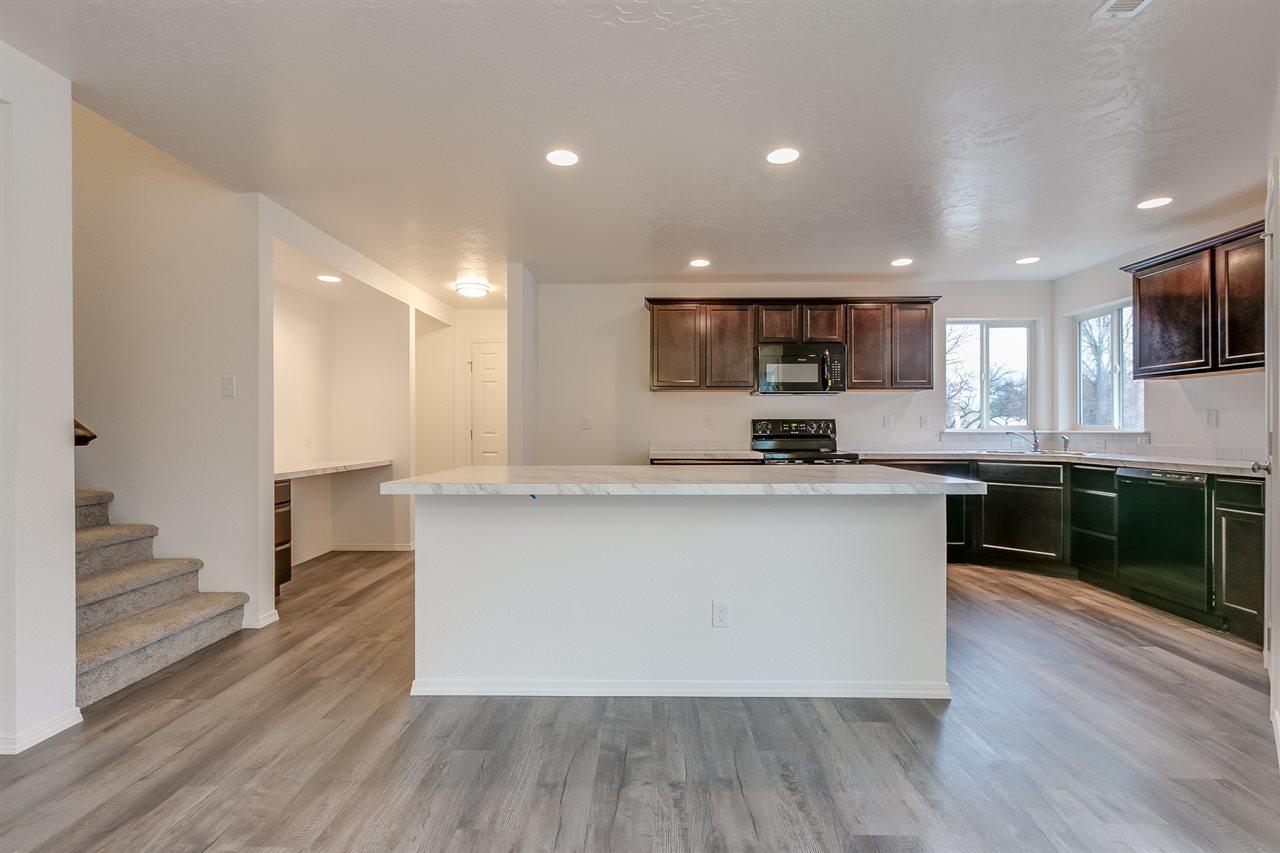 769 Flintstone Ave. - Photo 1