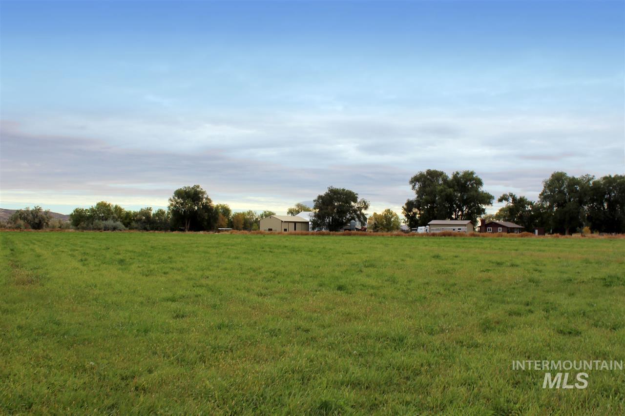 4942 John Day Hwy - Photo 1