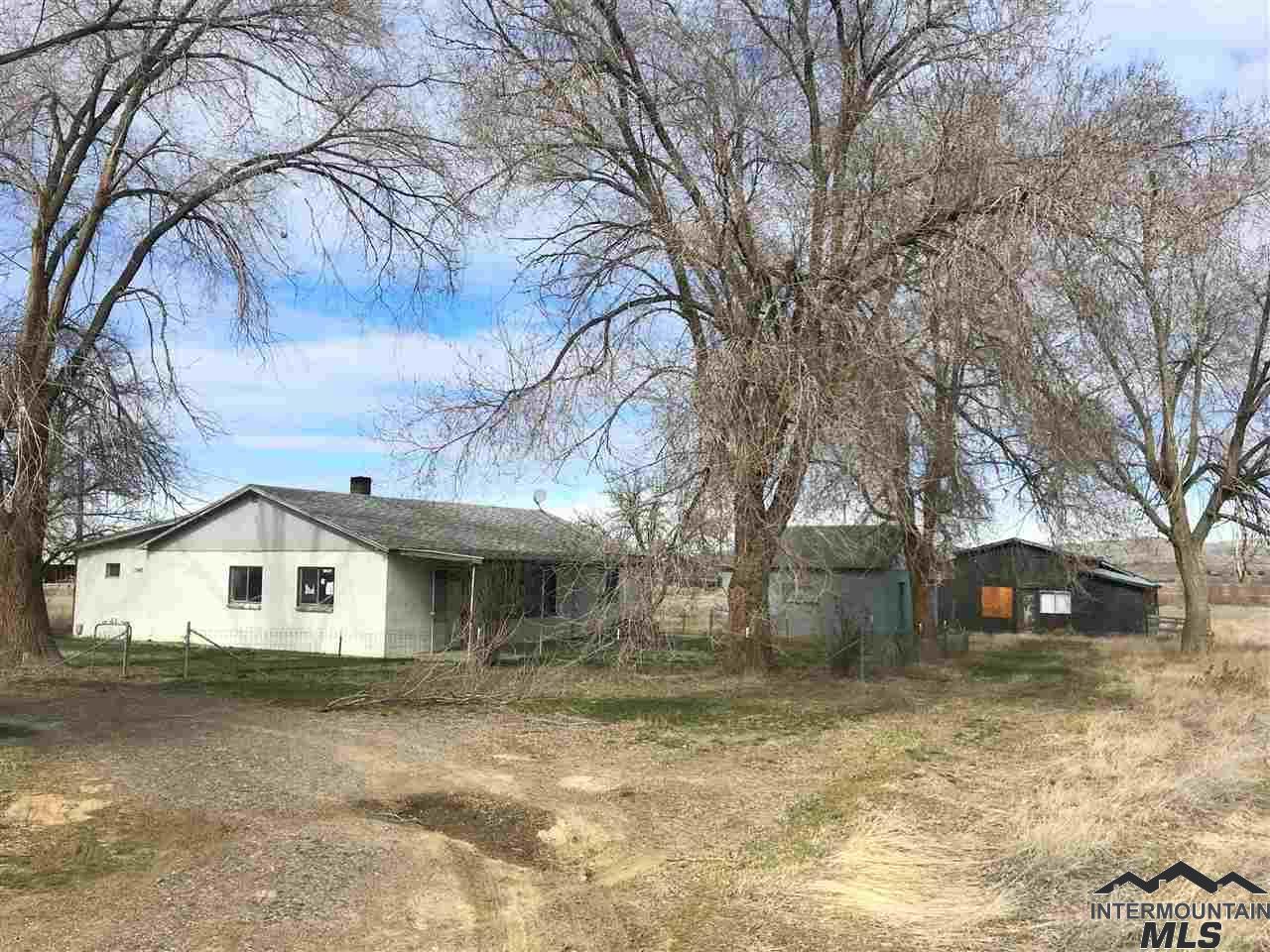 1540 Hwy 20-26 - Photo 1