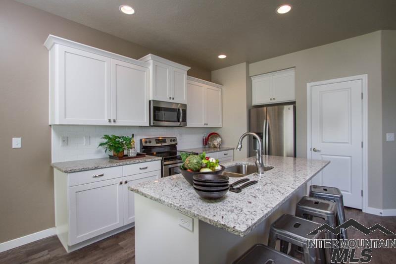 2096 Hills Ave - Photo 1