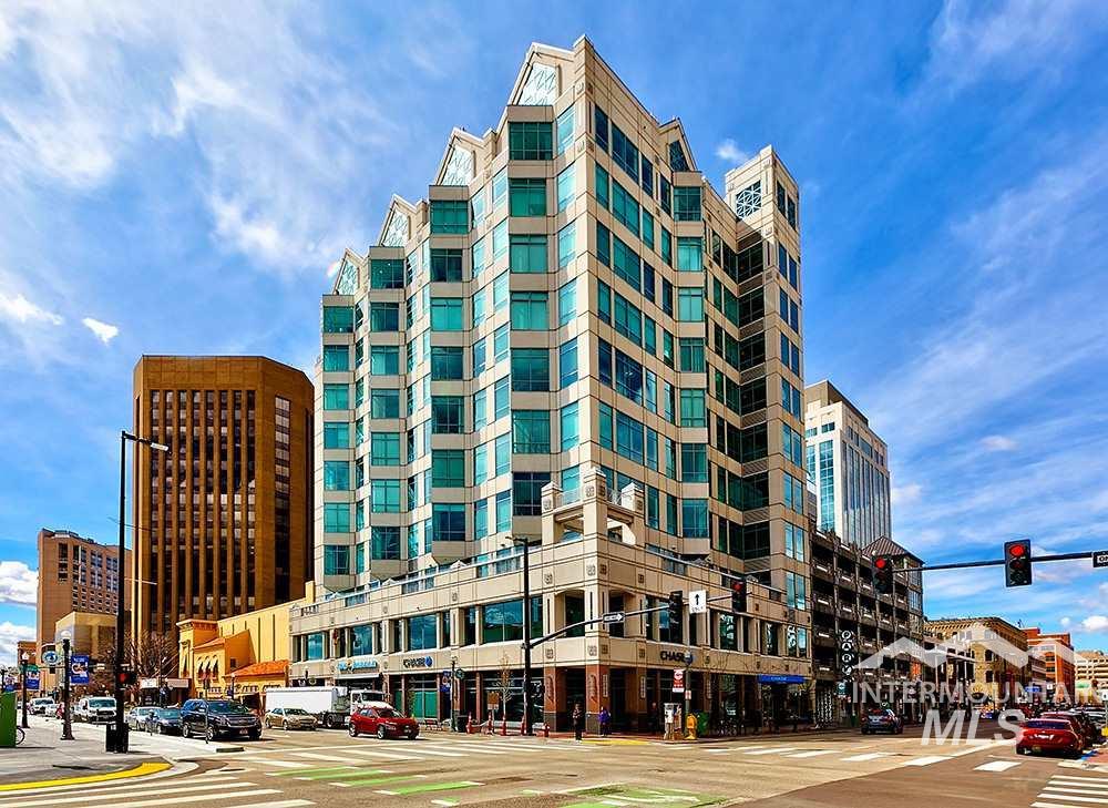 199 Capitol Blvd - Photo 1
