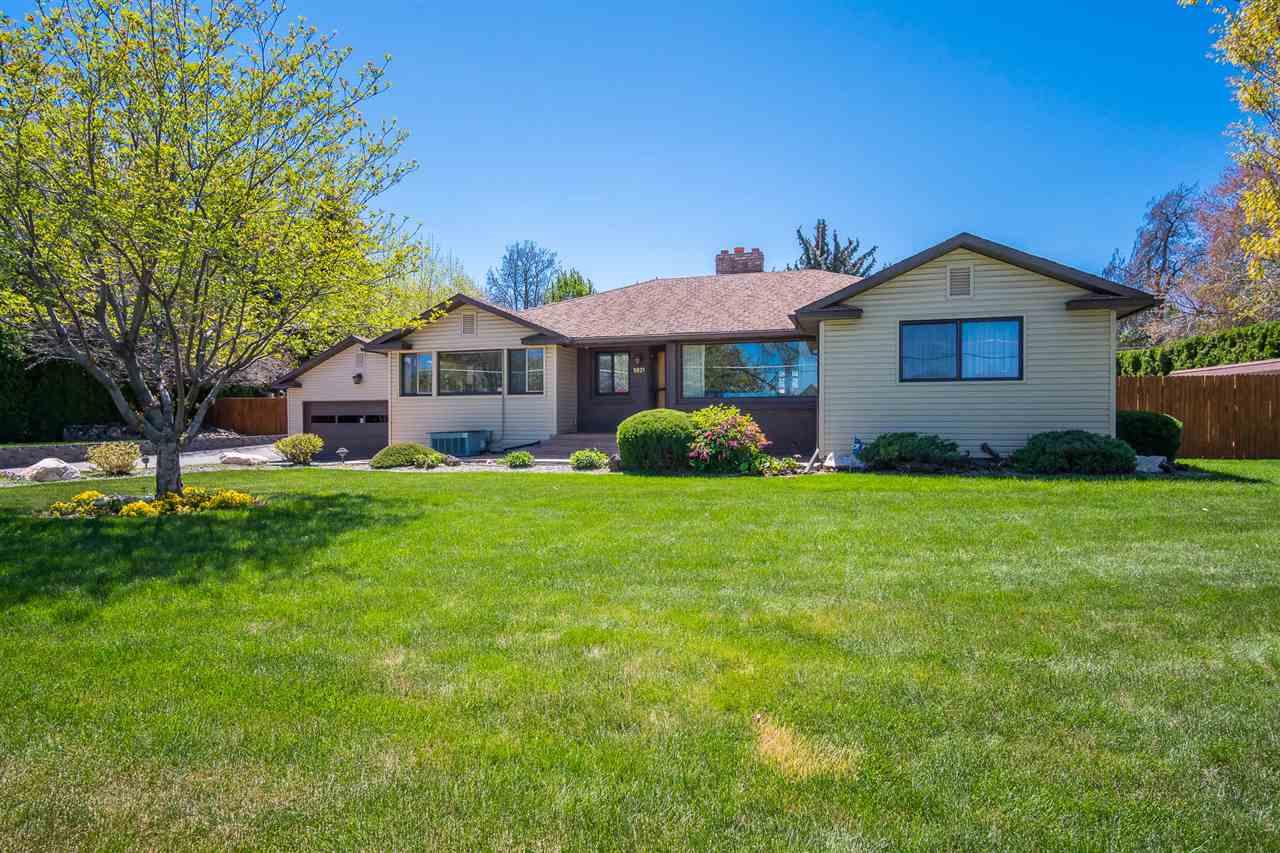 5821 Randolph Drive - Photo 1