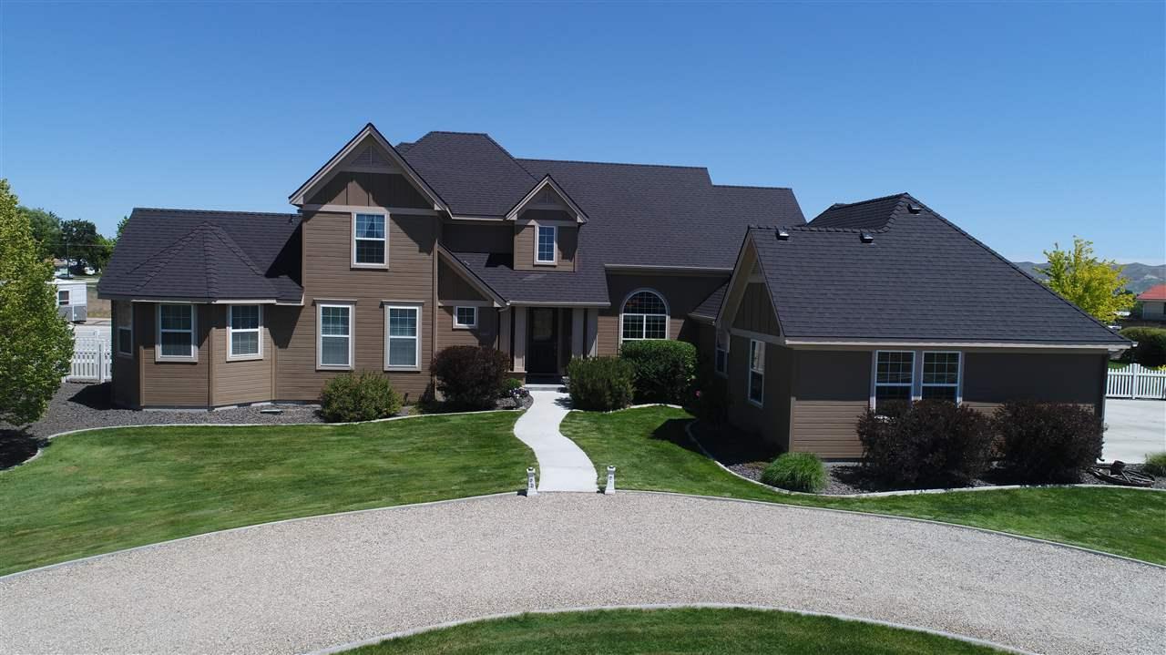 1641 Shire Lane - Photo 1