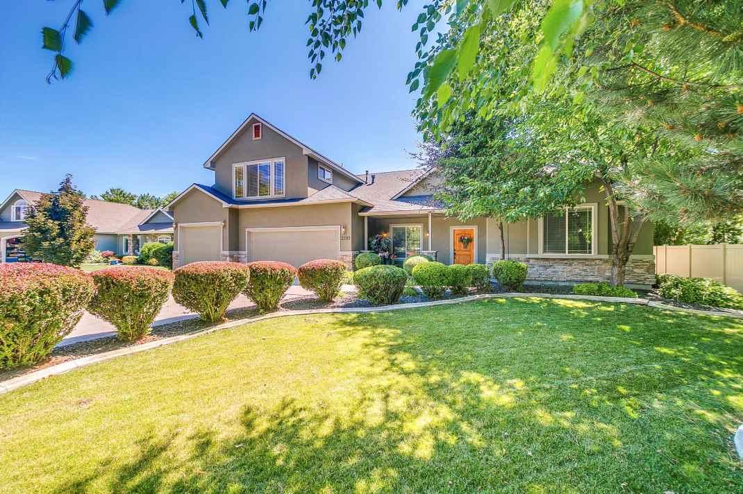 2199 W South Fork Dr - Photo 1