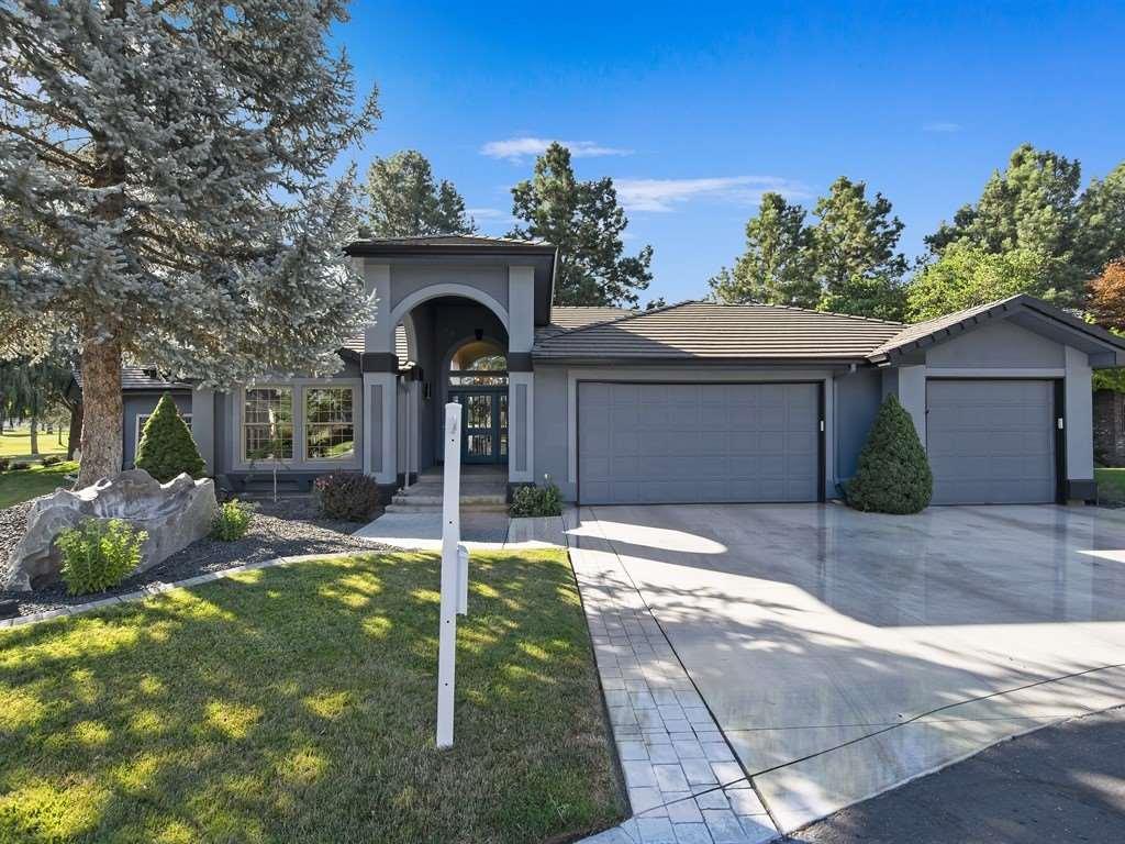 770 Nicklaus Lane - Photo 1