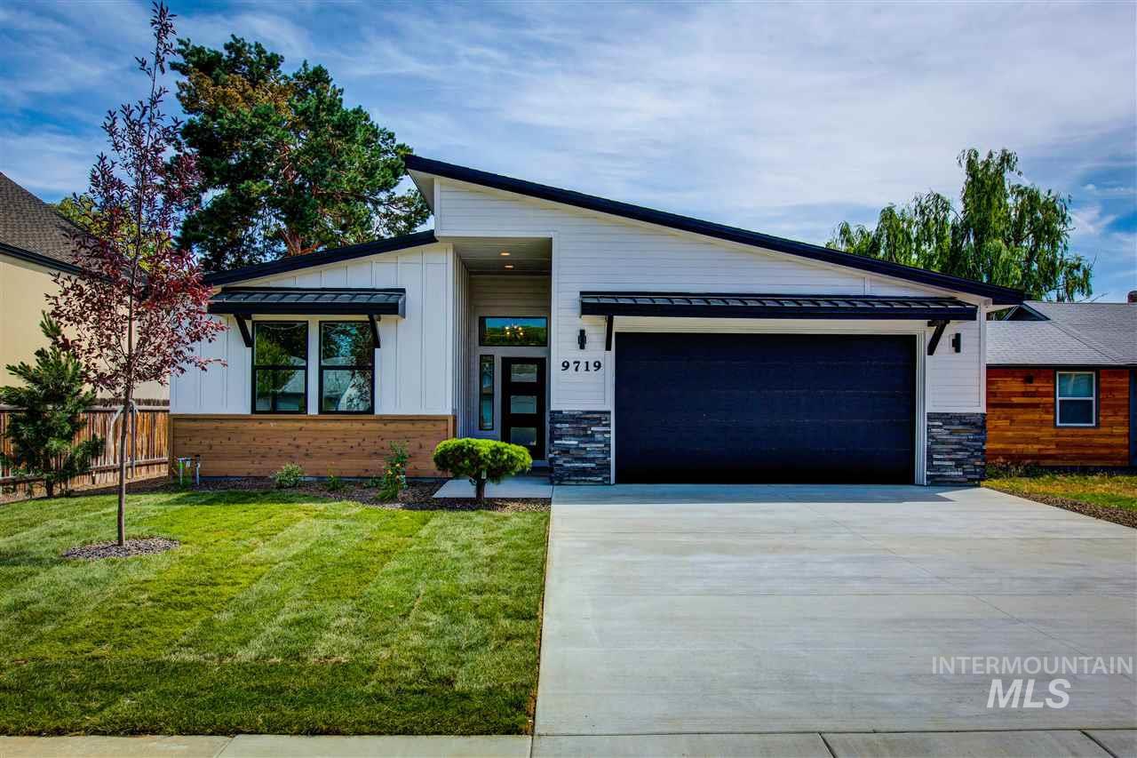 9719 Sunflower Lane - Photo 1