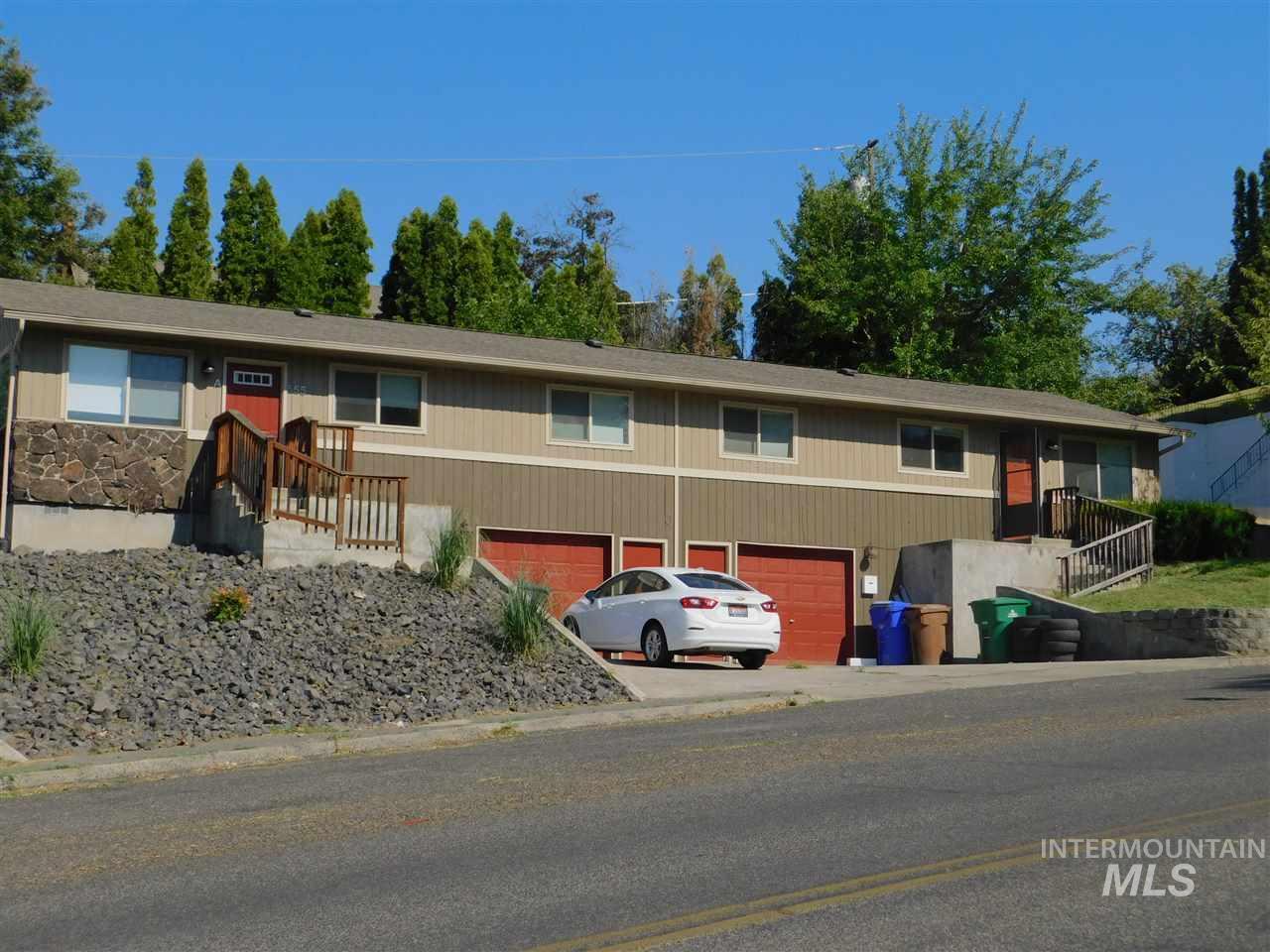 555 B 13th - Photo 1