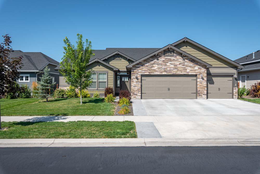 973 N World Cup Ln. - Photo 1