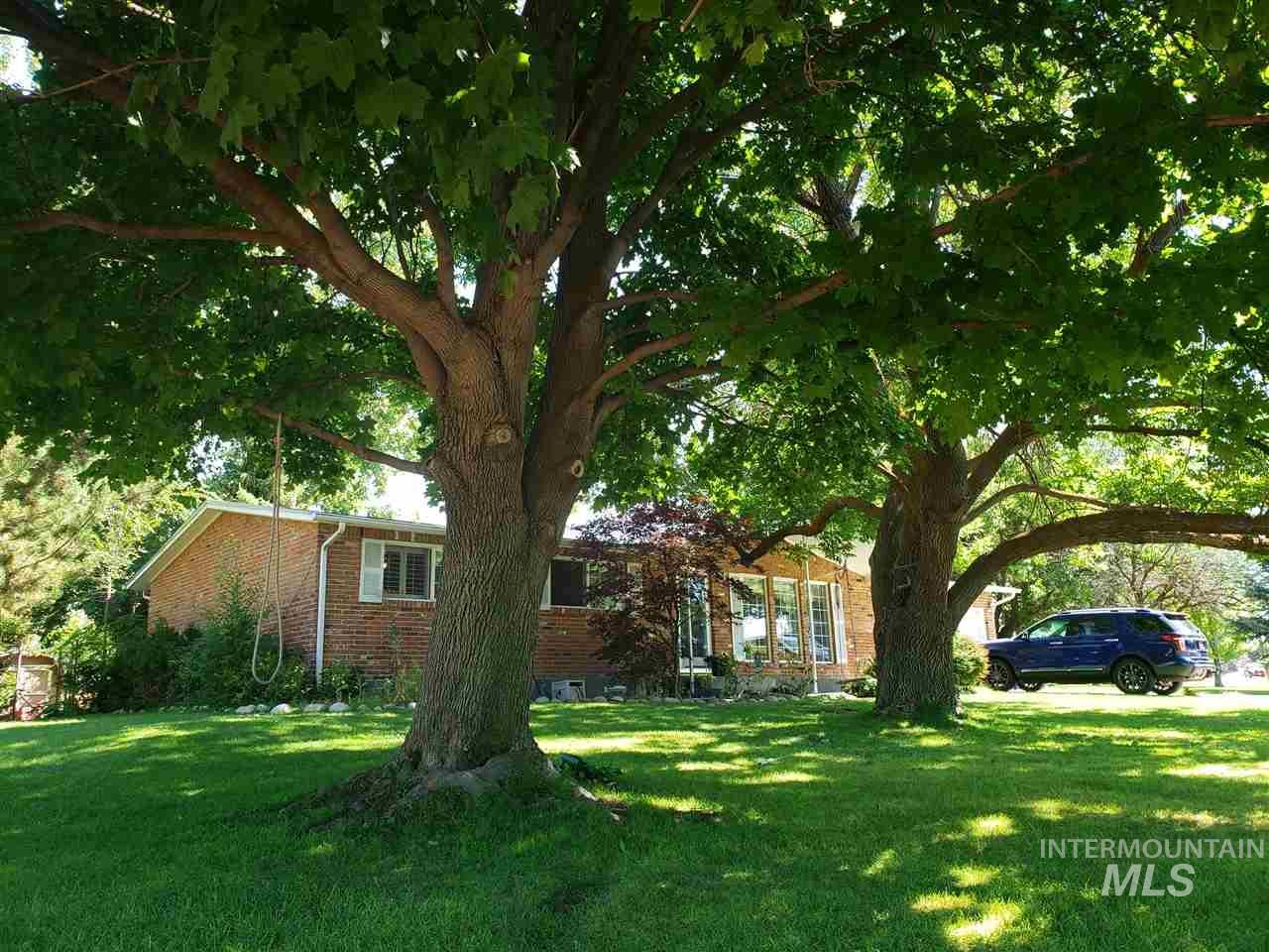 10376 Amity Rd - Photo 1