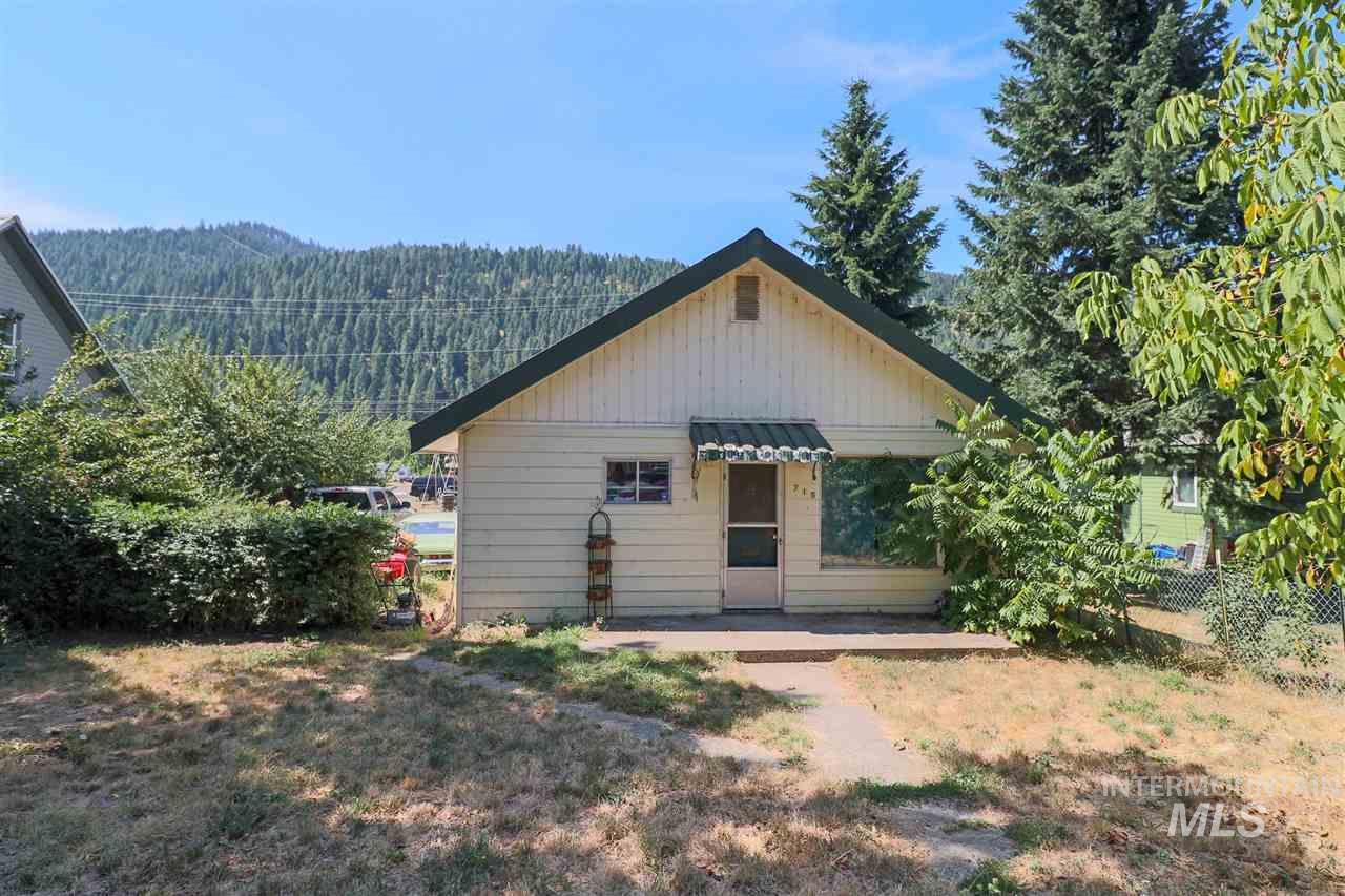 715 Riverside Ave - Photo 1