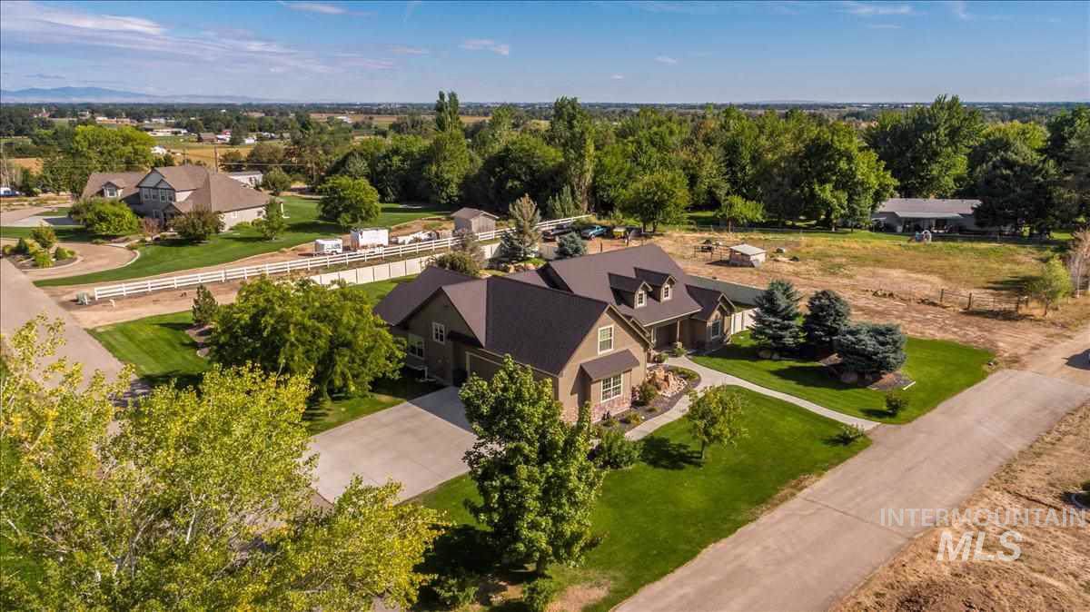 14085 Silver Ridge - Photo 1