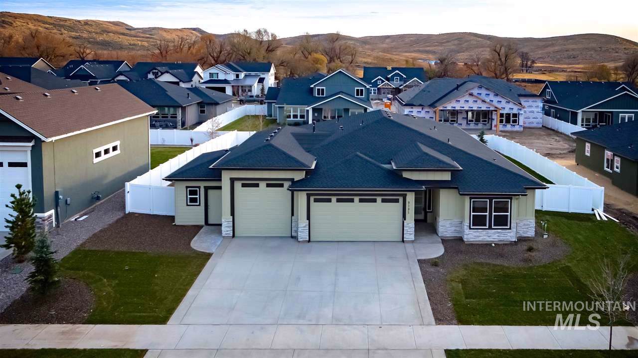 9395 W Sparks Lake Dr - Photo 1