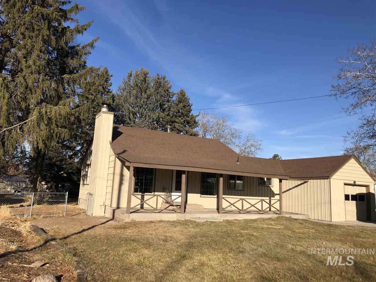 560 Heyburn Ave - Photo 1