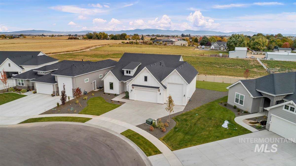 18090 Timberlake Pl. - Photo 1
