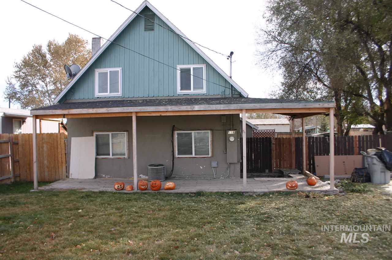 118 1st Ave N. - Photo 1
