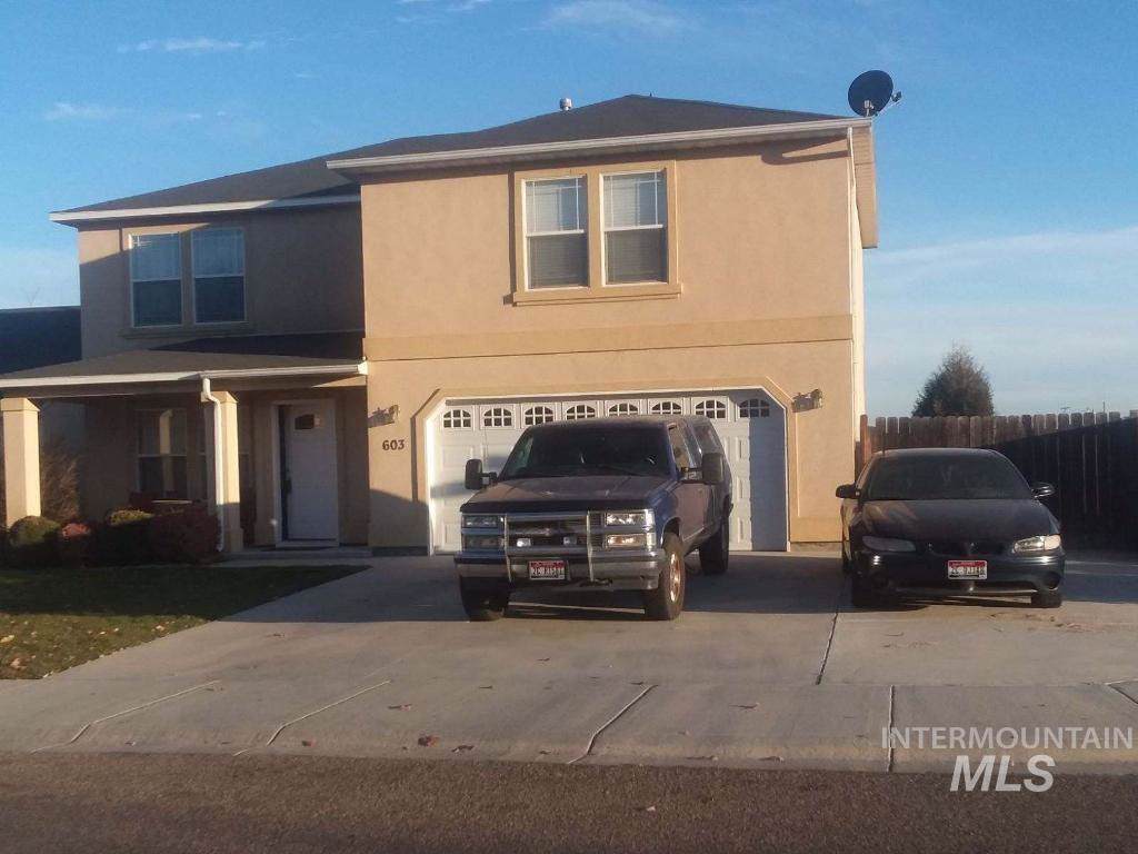 603 Syringa Way - Photo 1