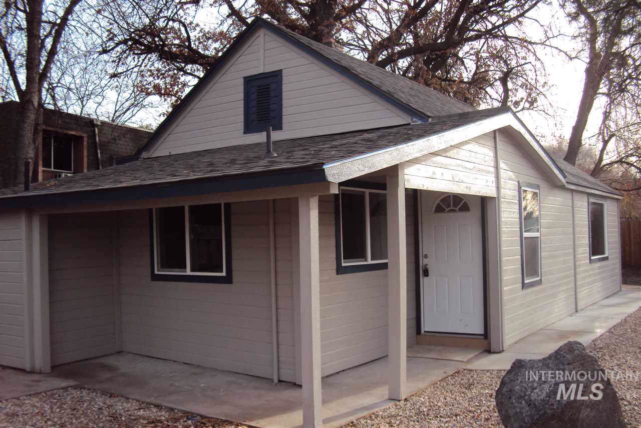 1064 Clithero Drive - Photo 1