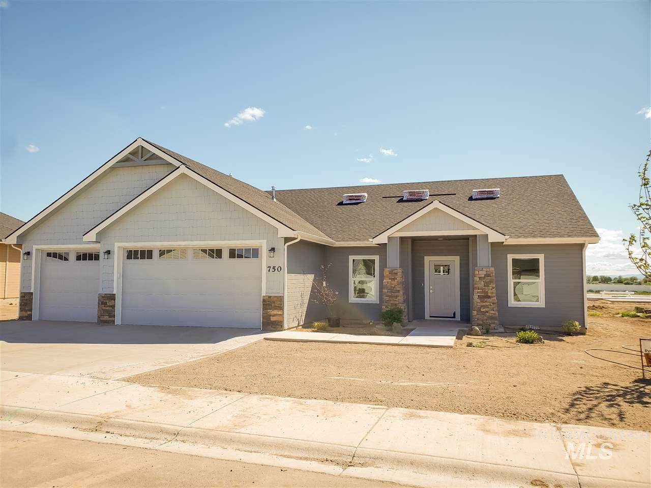 750 Zinnia Street - Photo 1 750 Zinnia Street - Photo 1