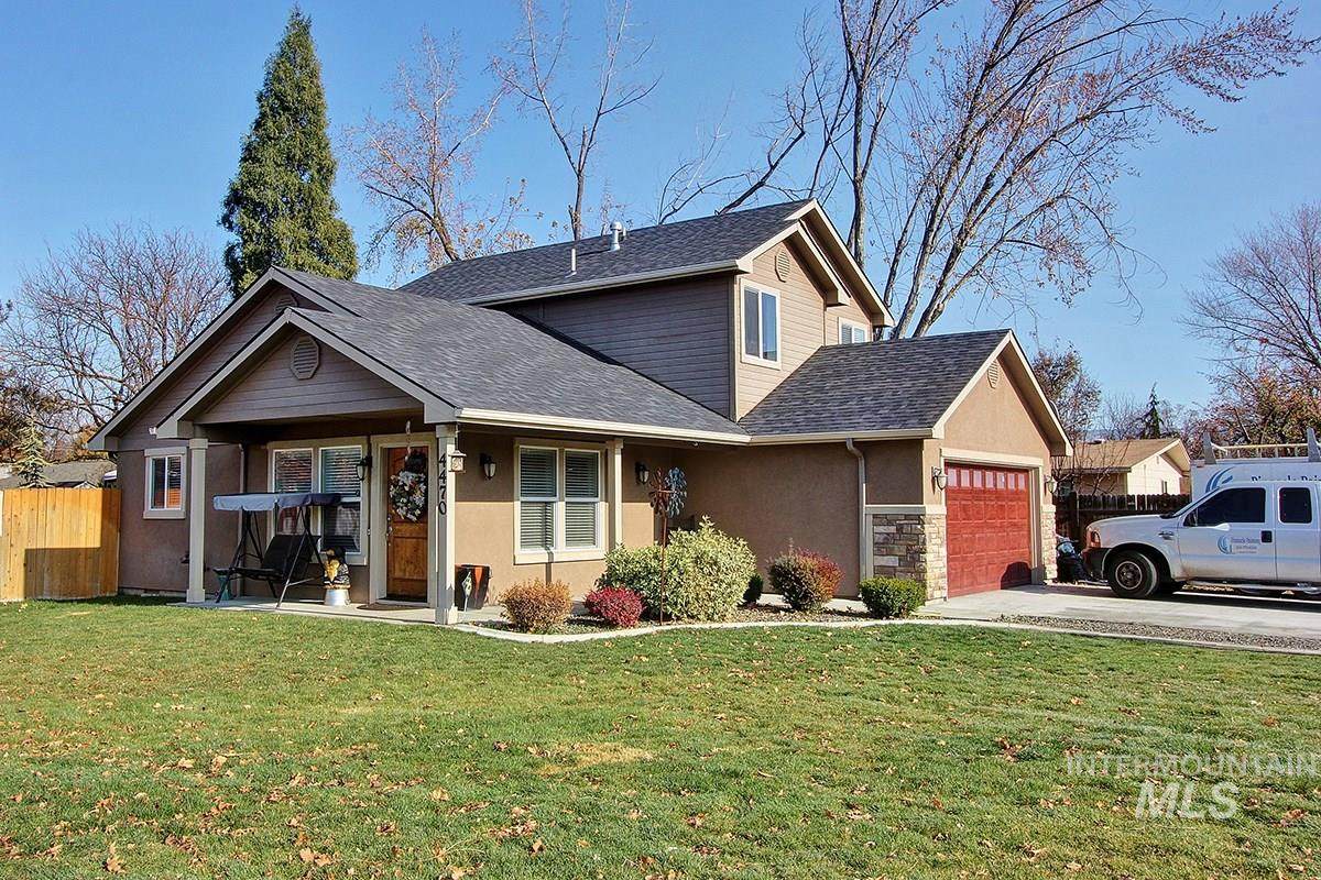 4470 Maple Grove - Photo 1