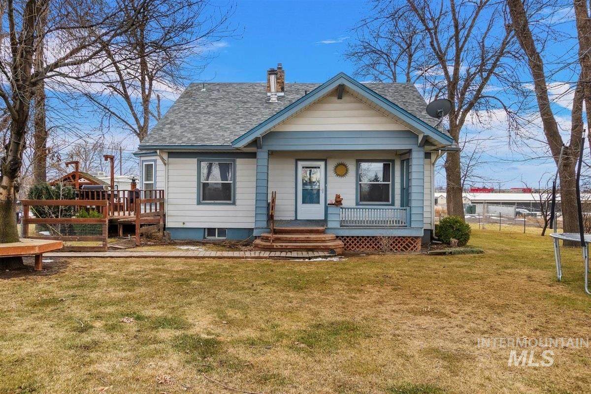 22333 Kimberly Rd - Photo 1