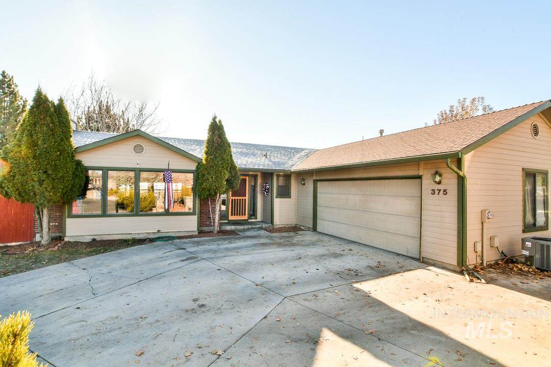 375 Crestview - Photo 1