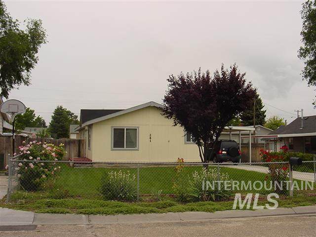 241 Blaine Ave - Photo 1