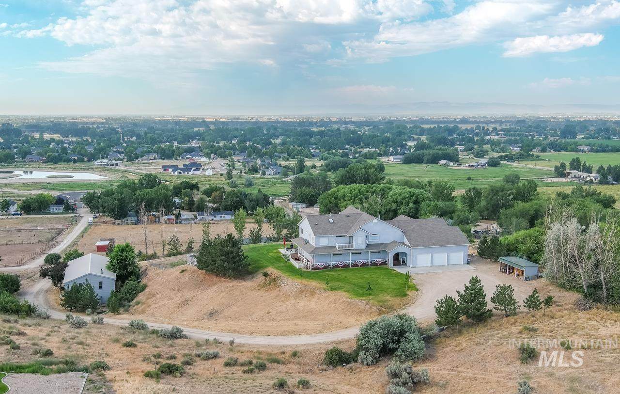8668 Foothill Rd - Photo 1
